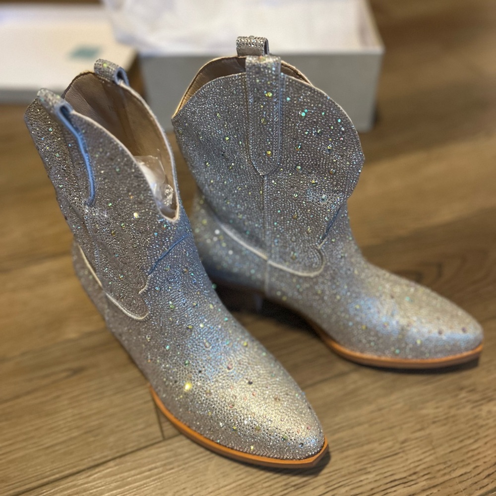 Brand new rhinestone sparkle boots